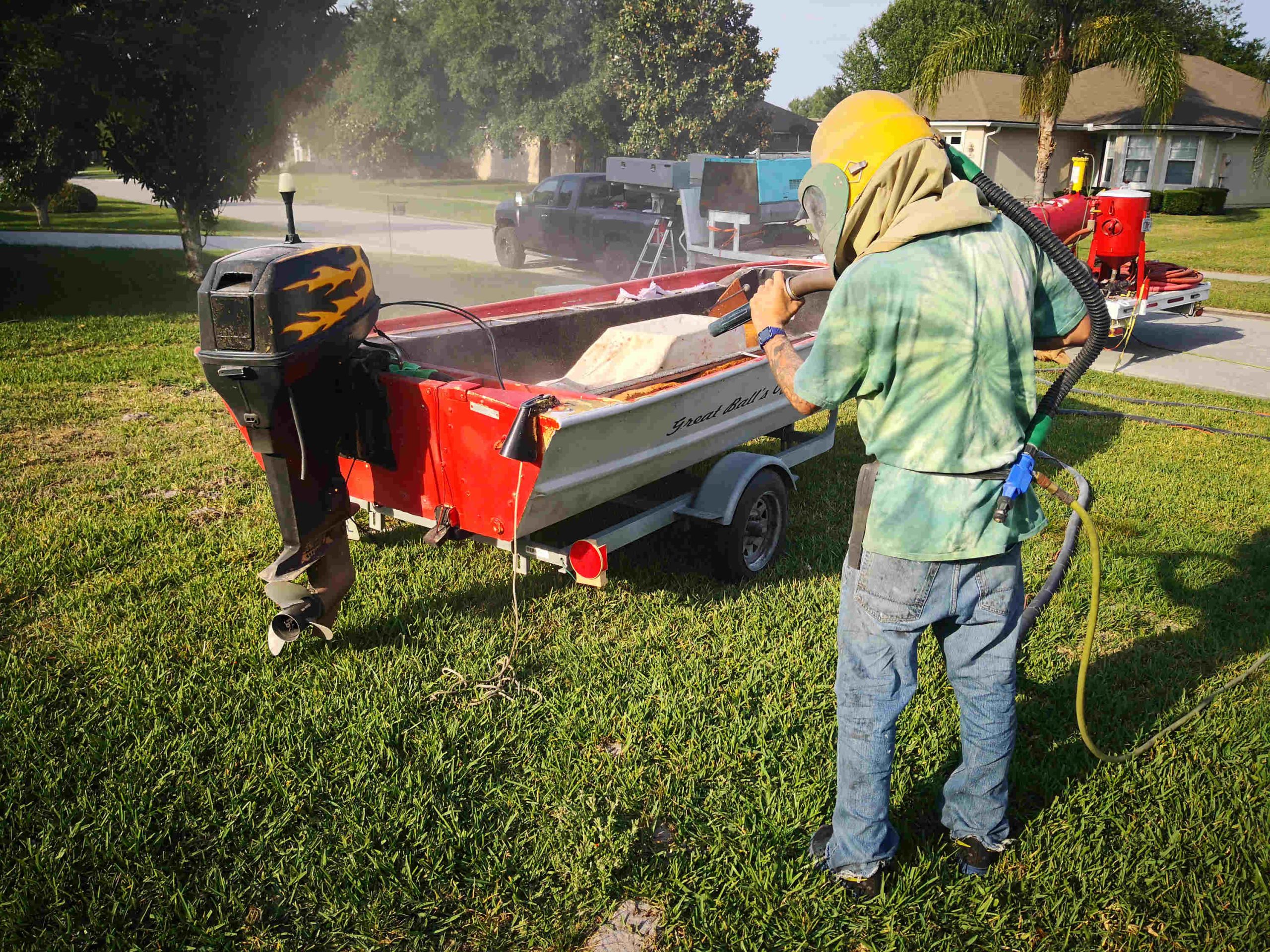 16_ft_aluminum_boat_sandblasting-03-scaled-1.jpg