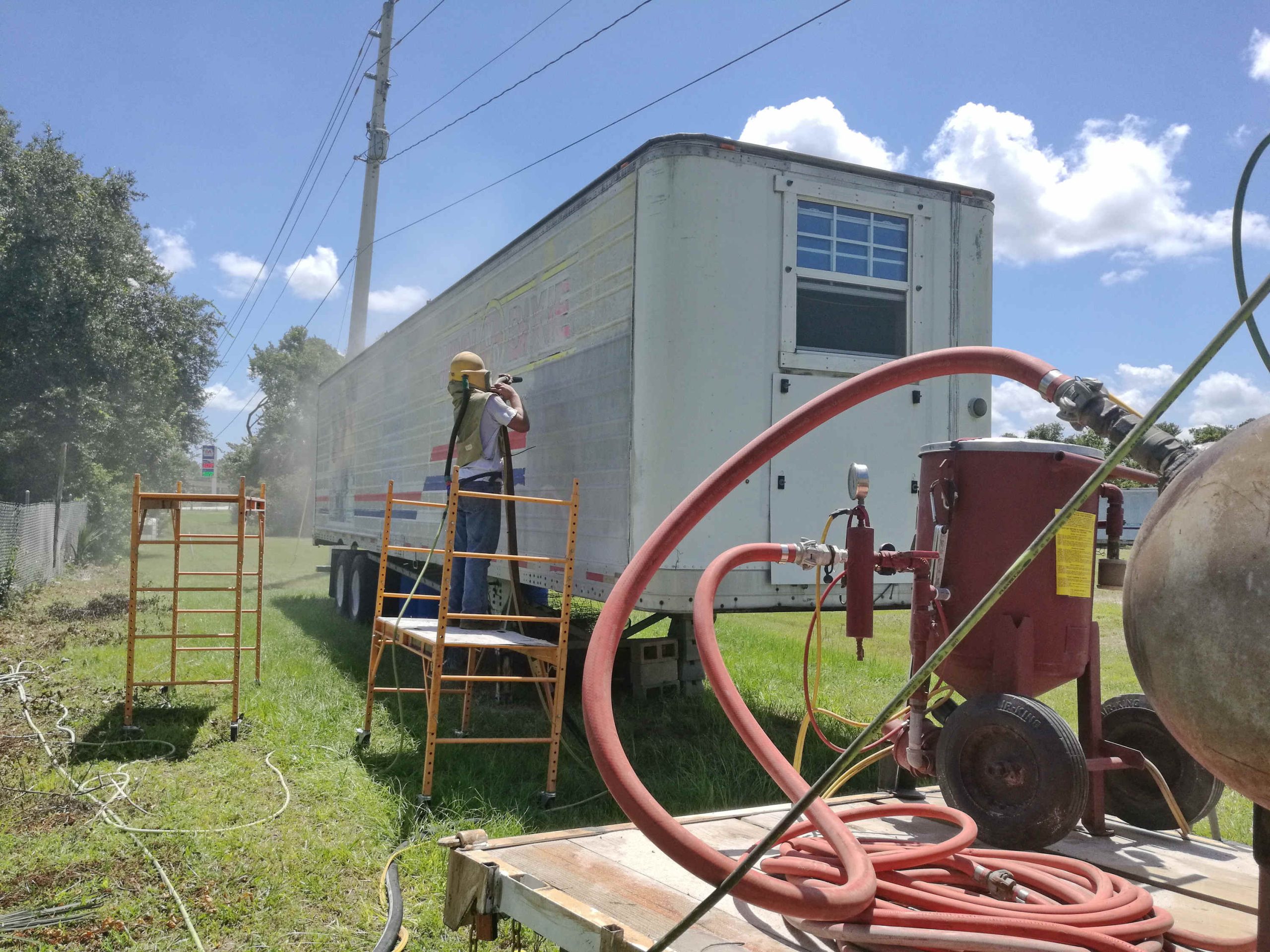 Aluminum_Tractor_trailer_sandblast_paint_removal-02-scaled-1.jpg