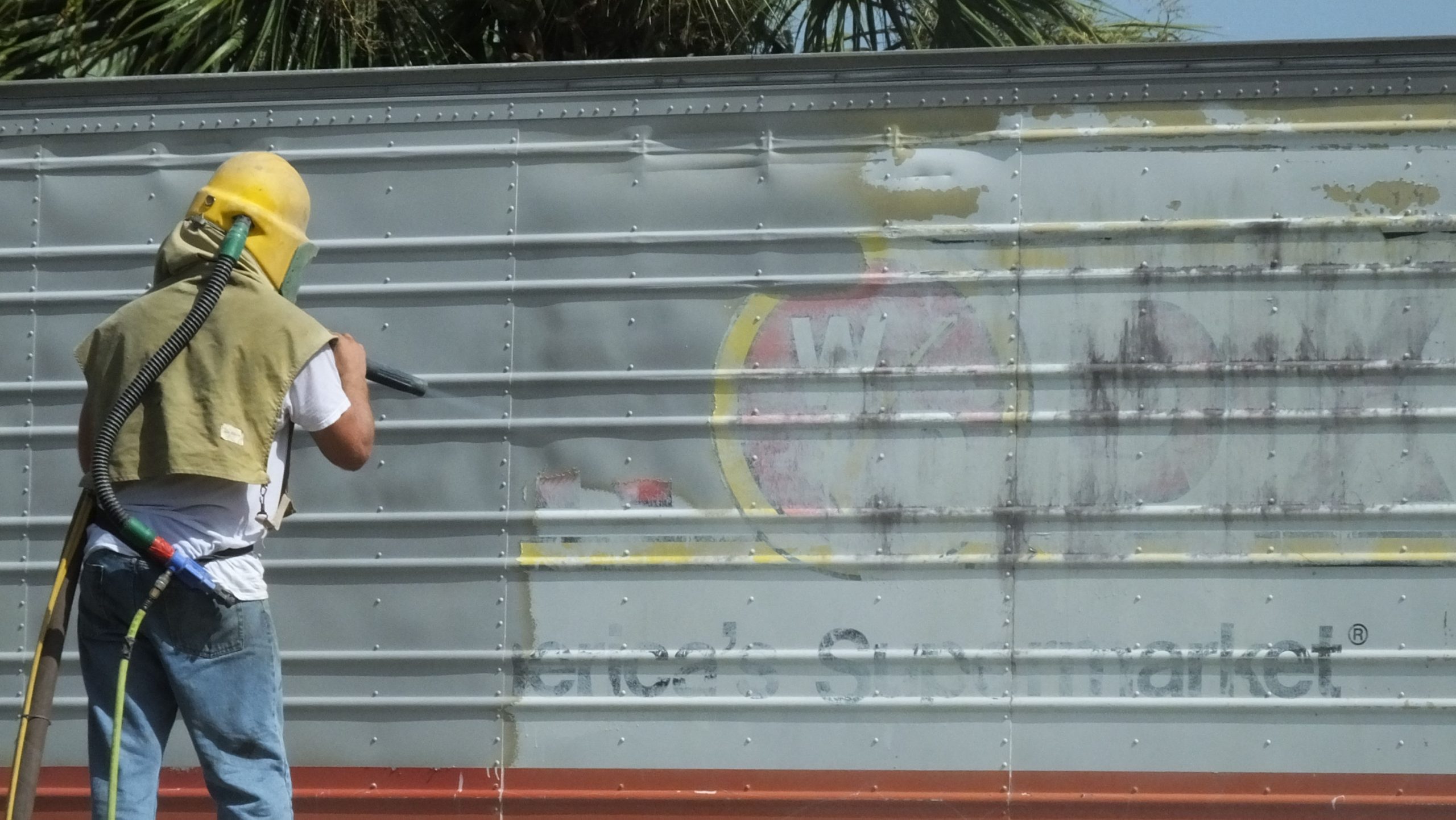 Aluminum_Tractor_trailer_sandblast_paint_removal-06-scaled-1.jpg