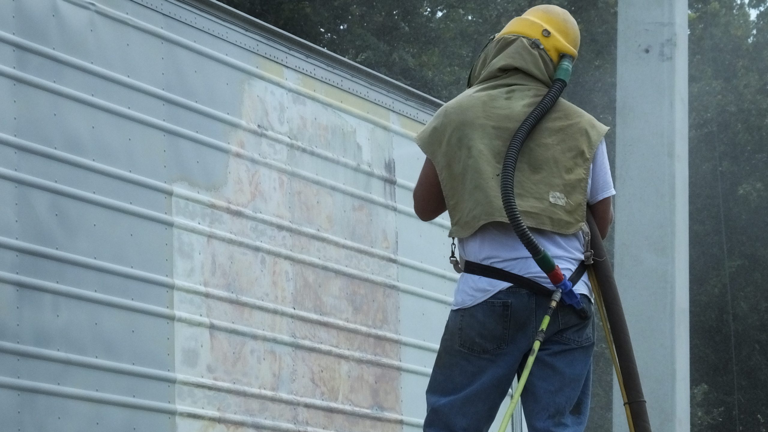 Aluminum_Tractor_trailer_sandblast_paint_removal-07-scaled-1.jpg