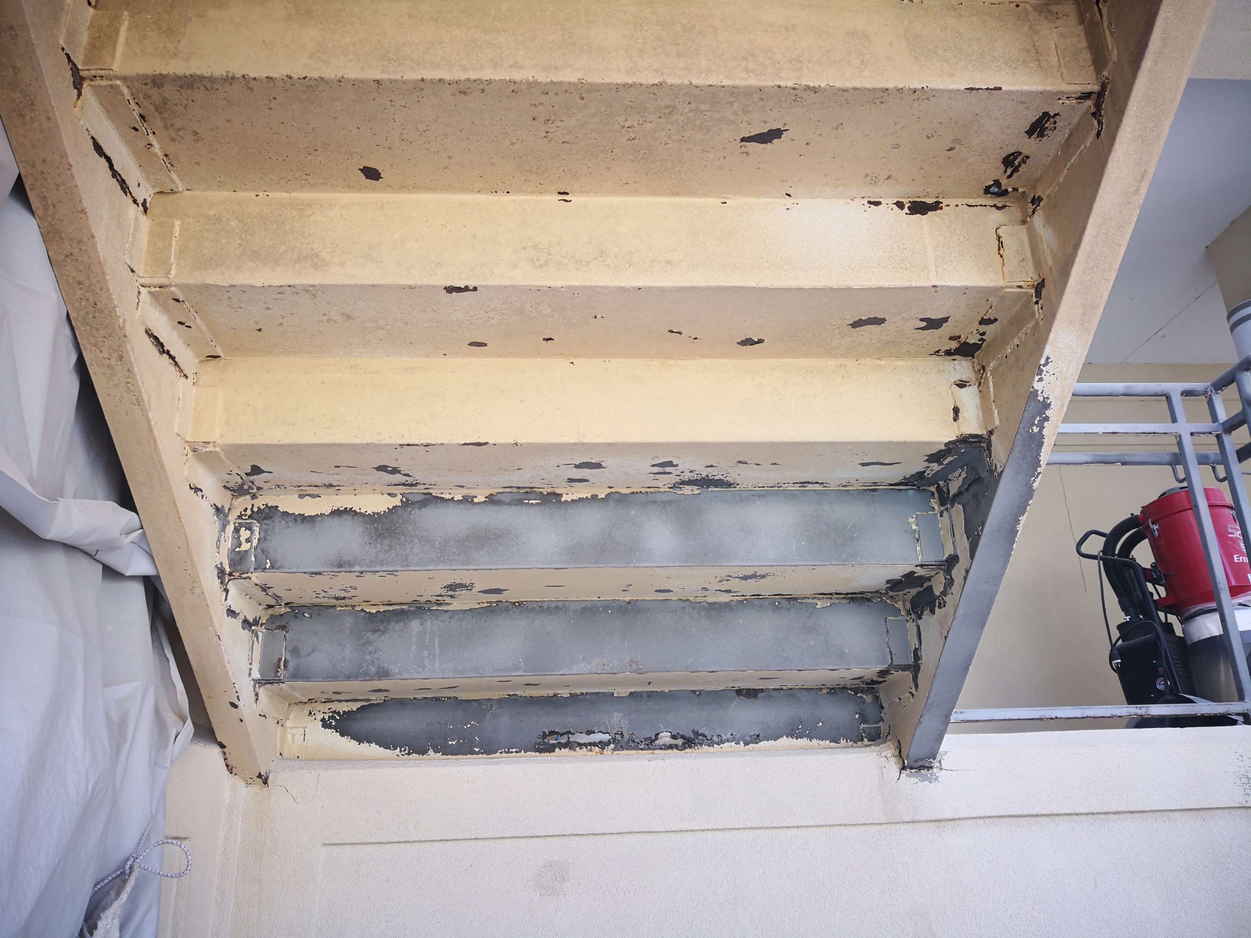 Commercial_steel_staircase_repair_sandblast_paint_removal-18-scaled-1.jpg