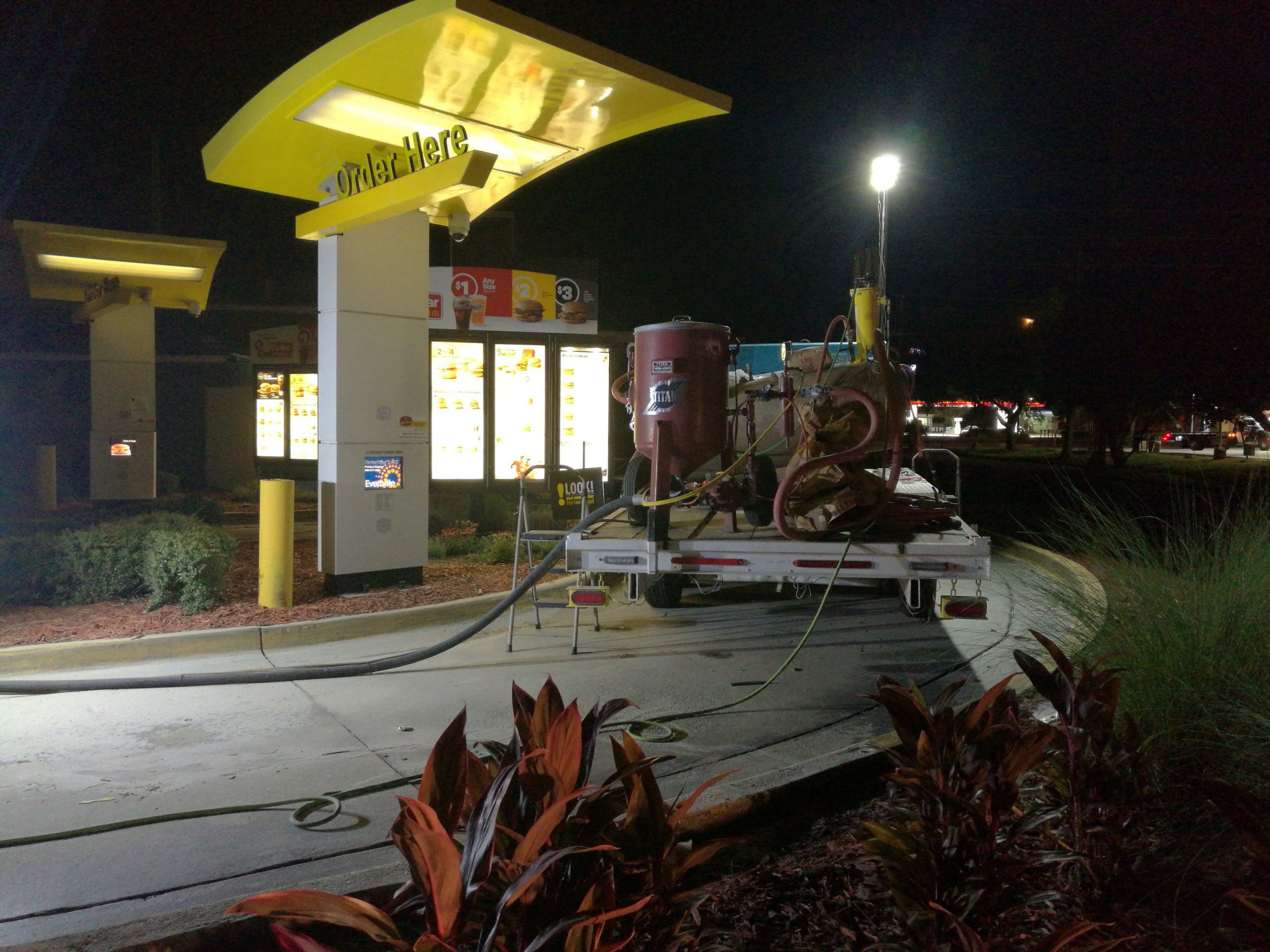 McDonalds_curb_concrete_paint_removal_sandblasting-01-scaled-1.jpg