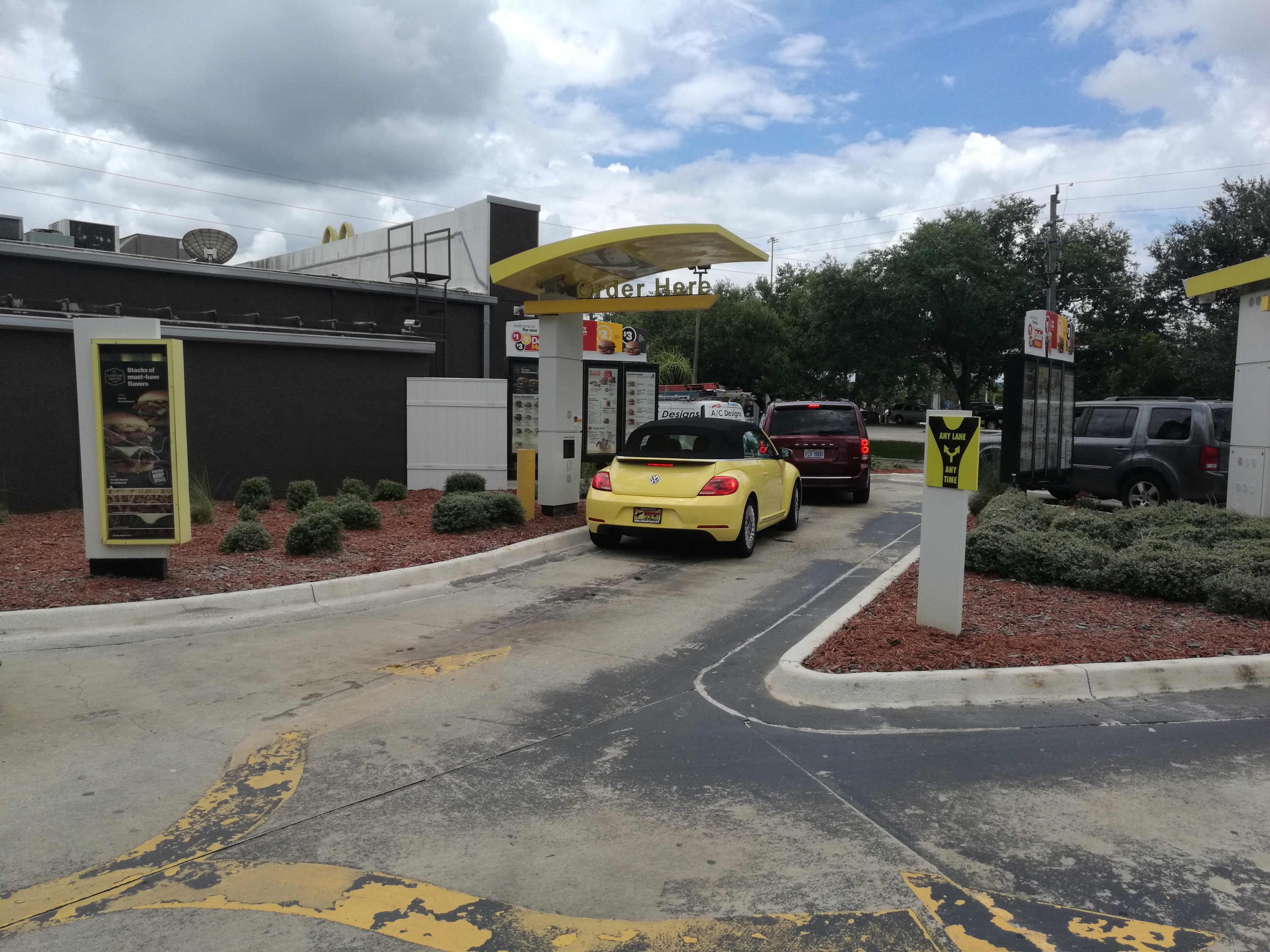 McDonalds_curb_concrete_paint_removal_sandblasting-05-scaled-1.jpg